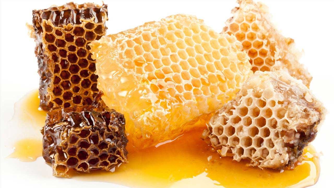 فواید موم طبیعی عسل برای پوست ۳